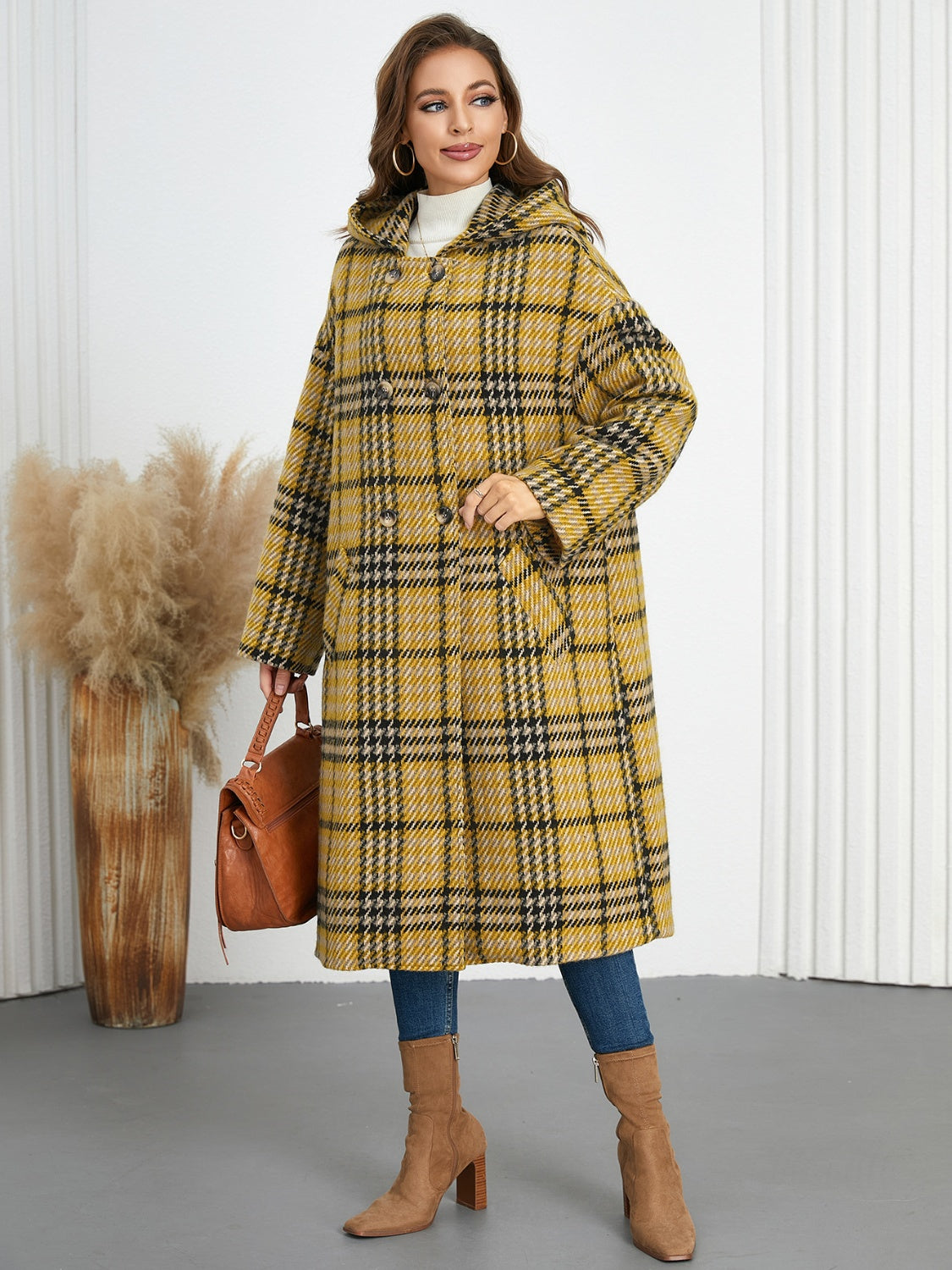 Abigail | Checked double breasted long sleeve coat