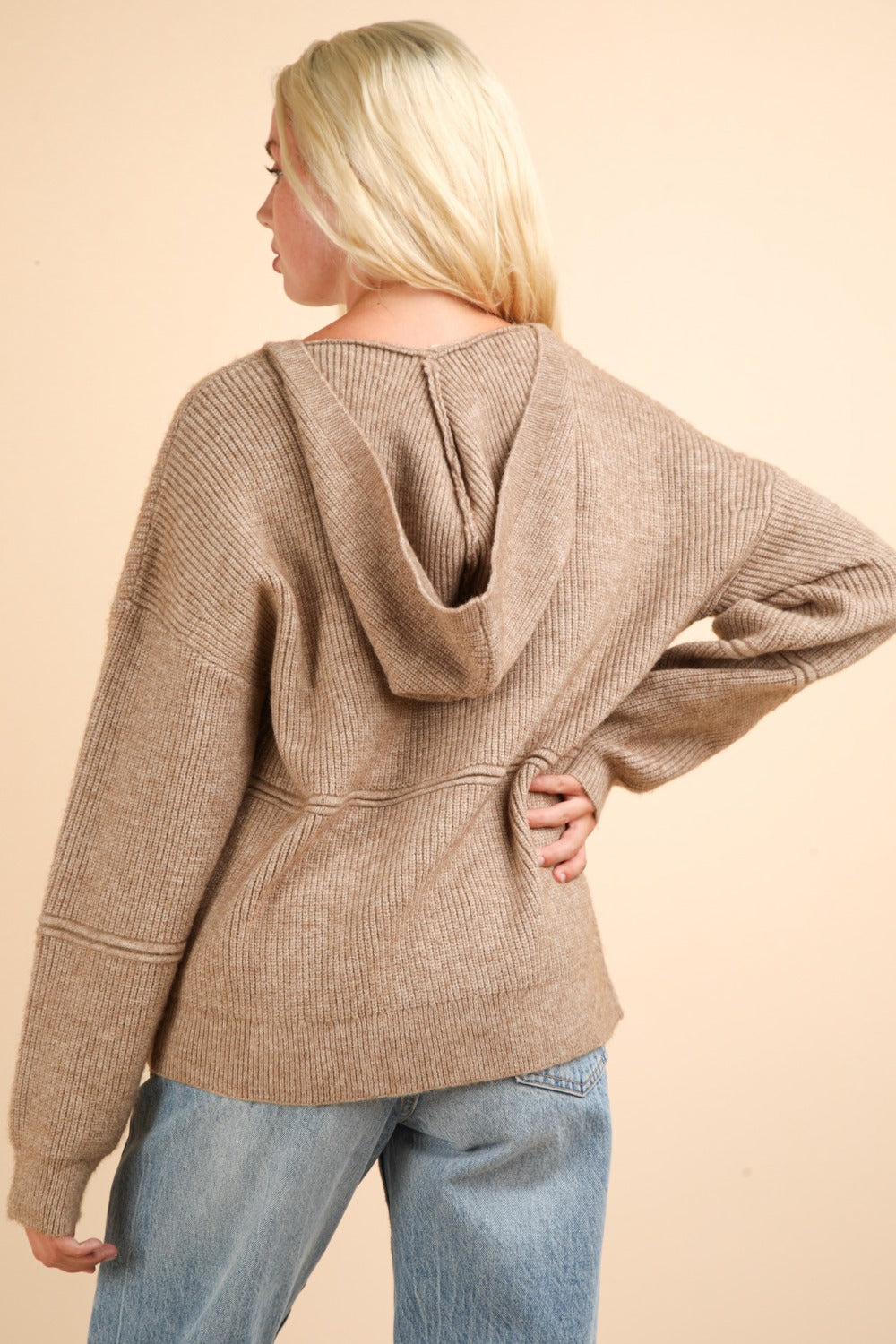 Theresa | Hoodie with seam detail and dropped shoulders