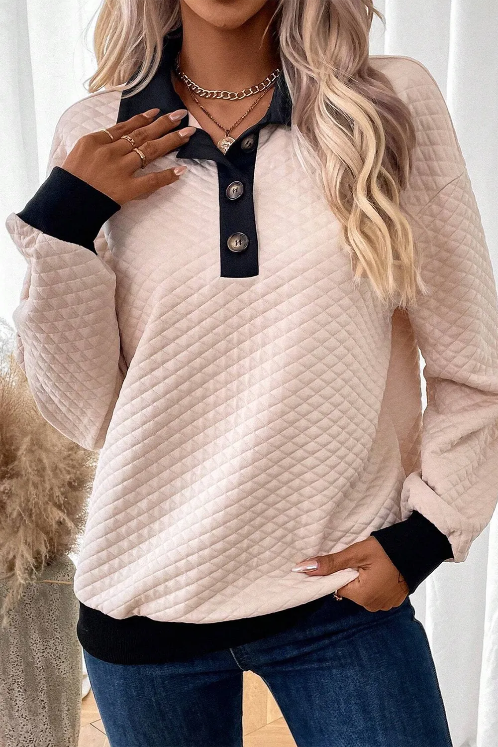 Francisca | Structured, long-sleeved collared top
