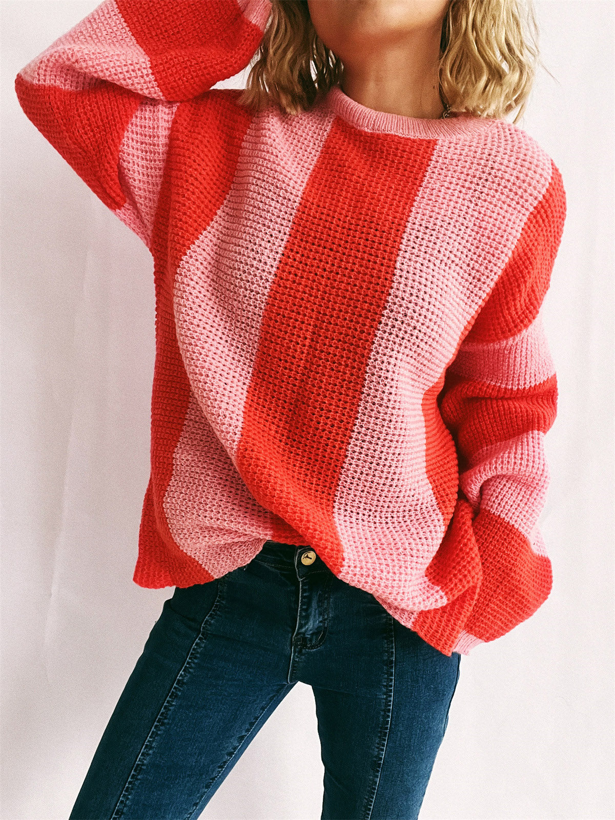 Ida | Color block sweater with a crew neck and long sleeves