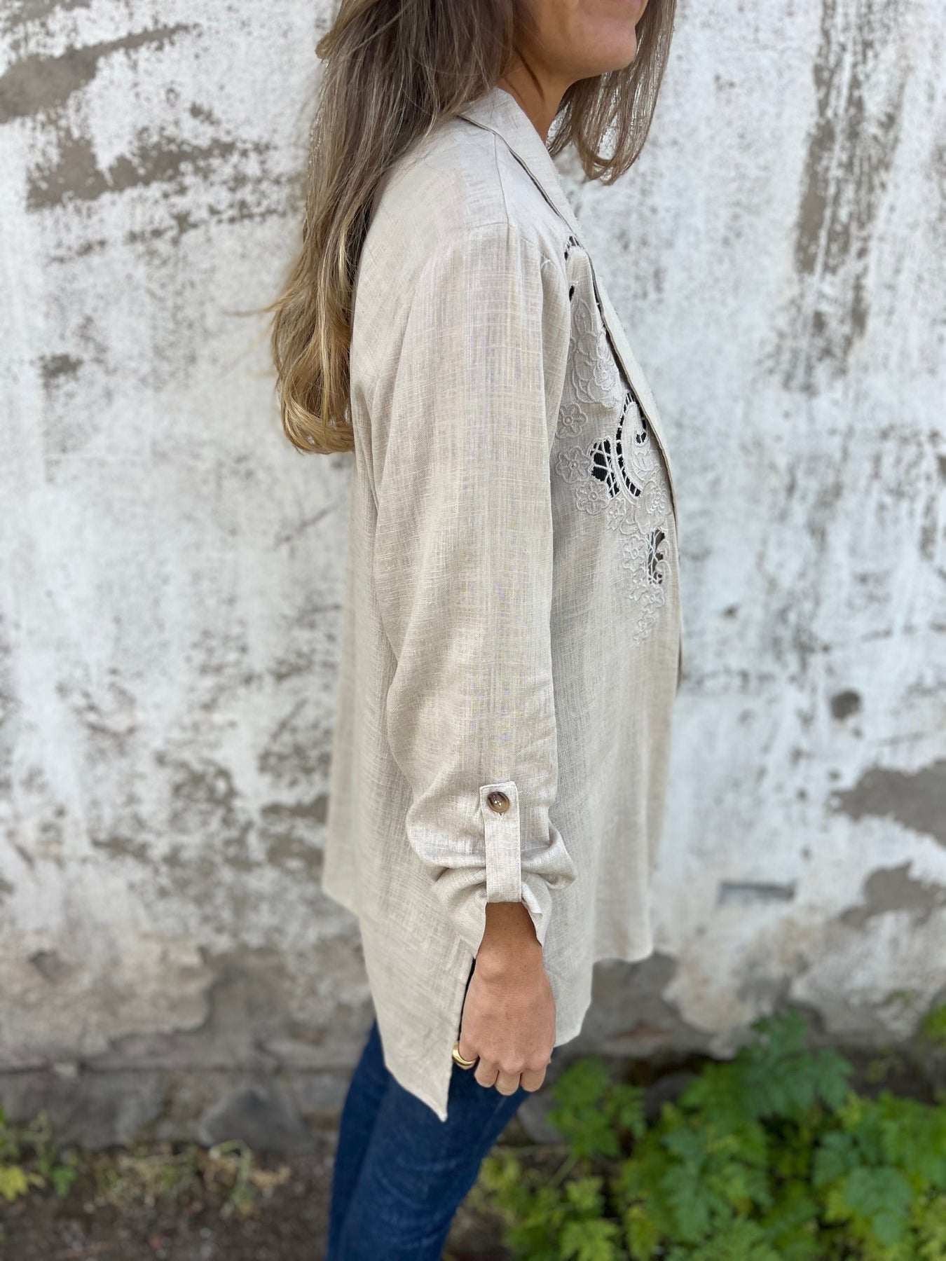 Genoveva | Shirt with embroidery