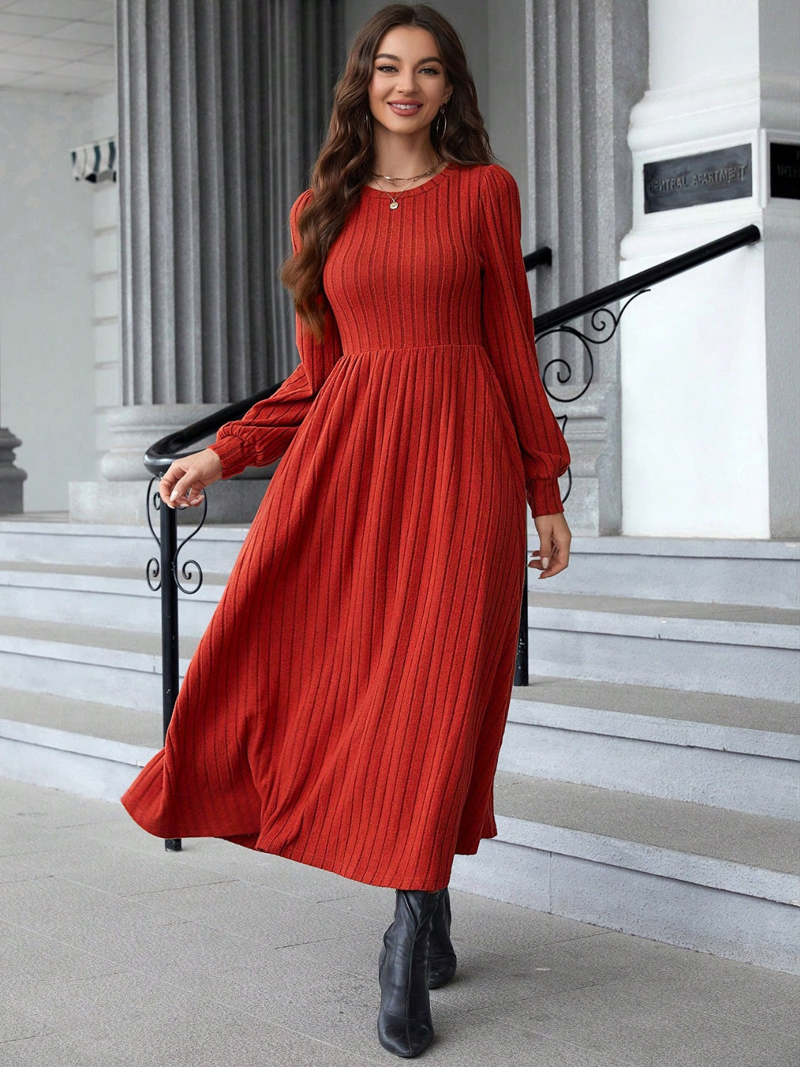 Agnes | Ribbed long sleeve dress with a crew neck