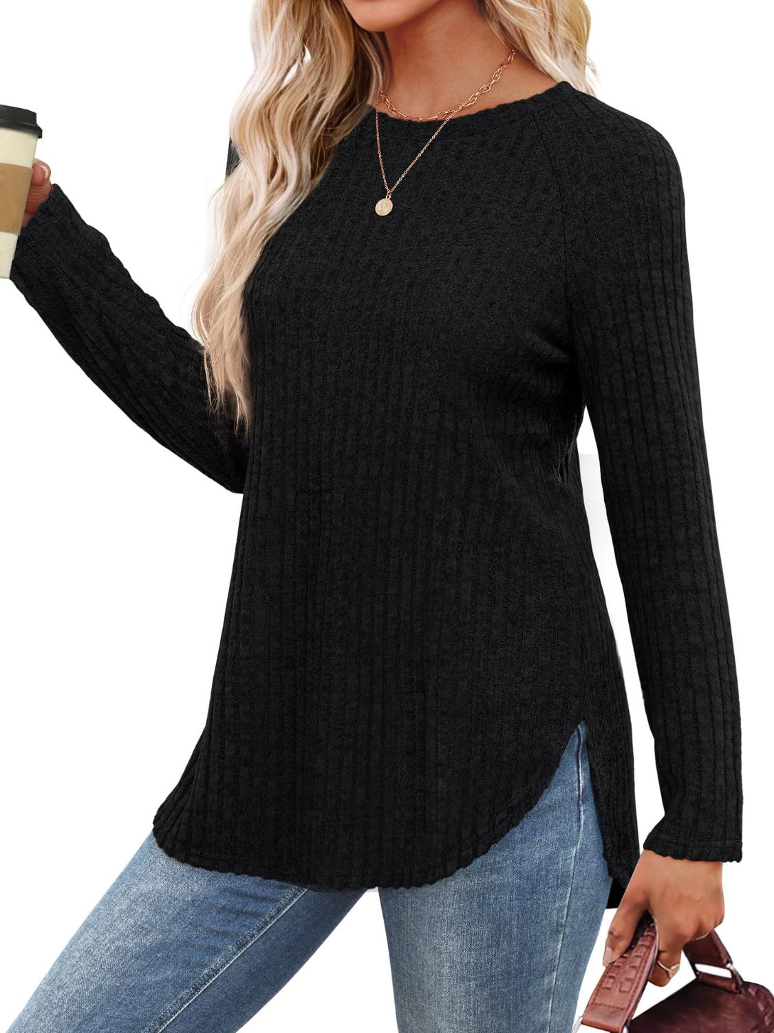 Lucrezia | T-shirt with a crew neck and raglan sleeves