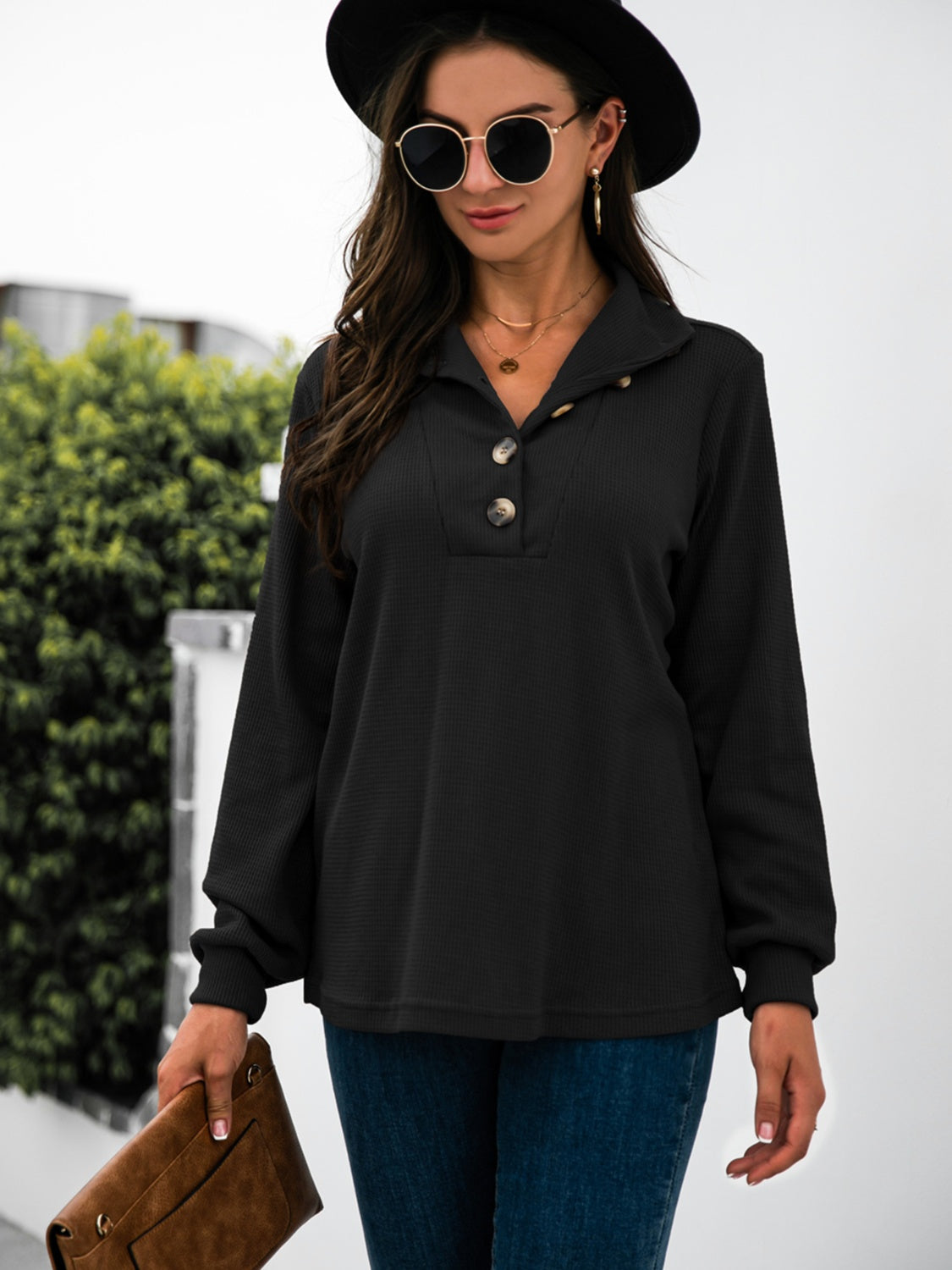 Renee | Half button t-shirt with long sleeves