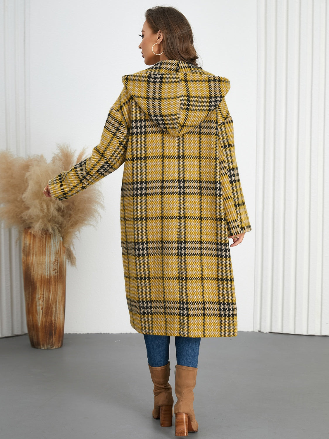 Abigail | Checked double breasted long sleeve coat