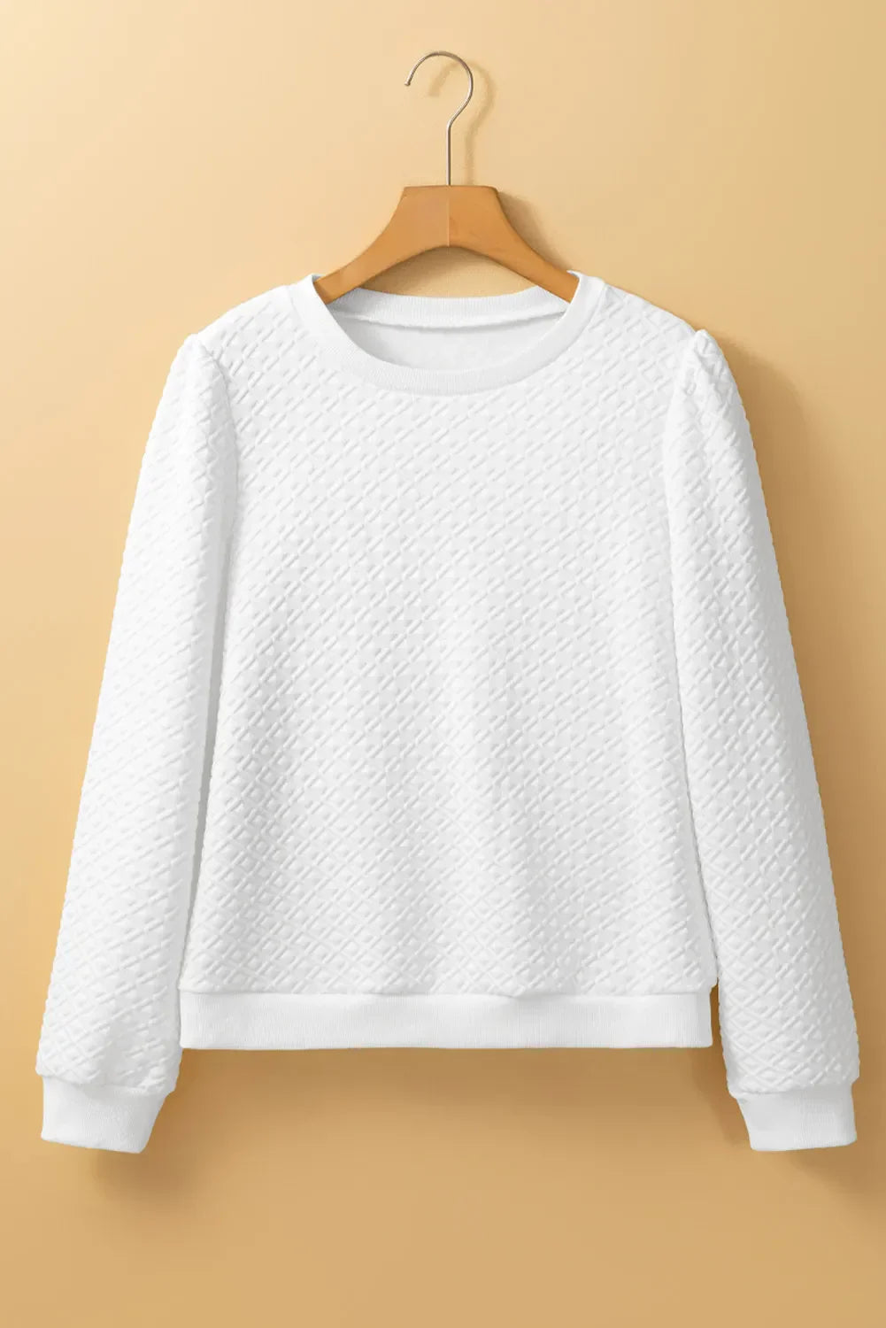 Annelie | Structured, long-sleeved top with a crew neck