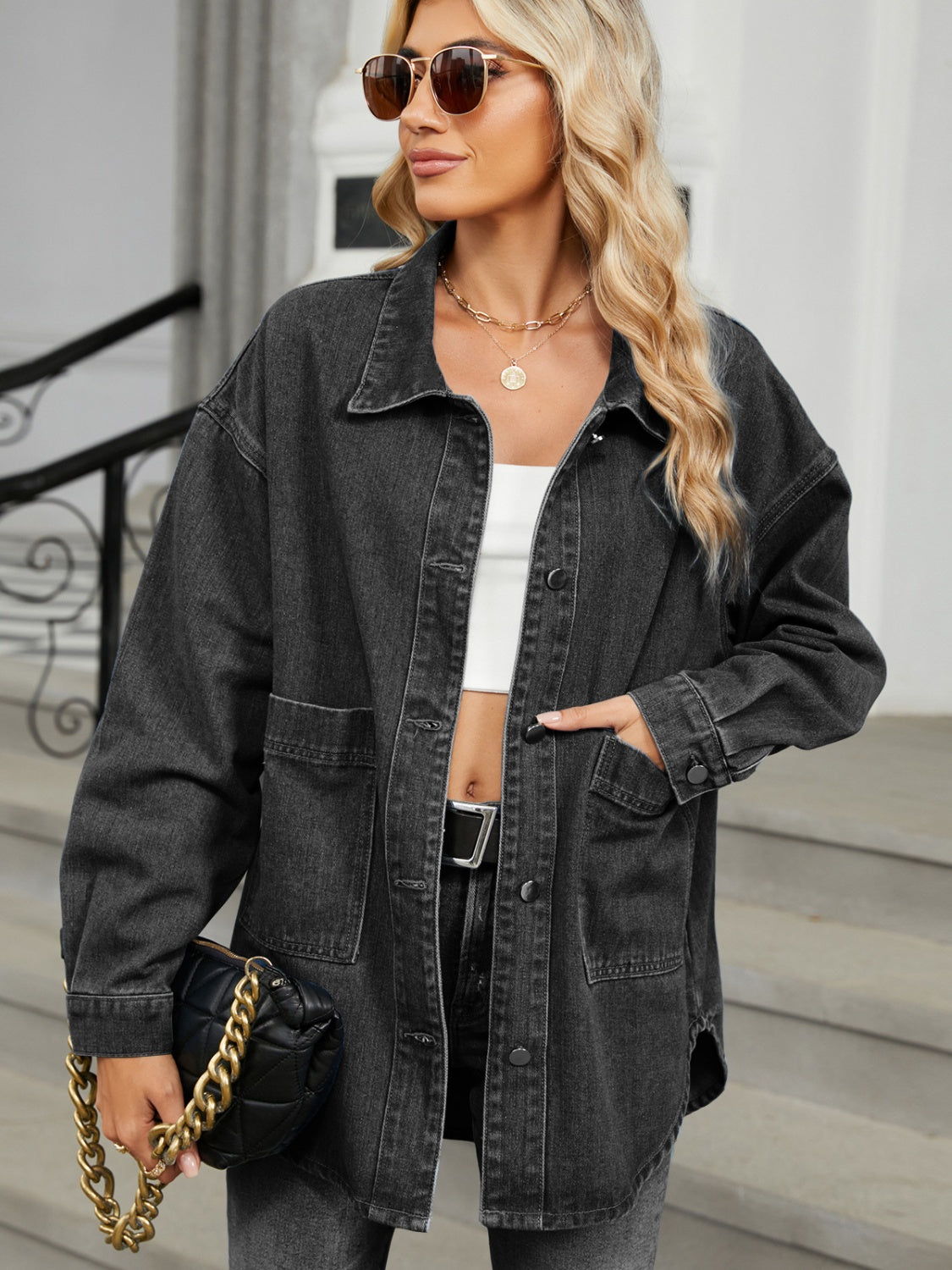 Claudine | Long-sleeved denim jacket with detachable hood and button placket