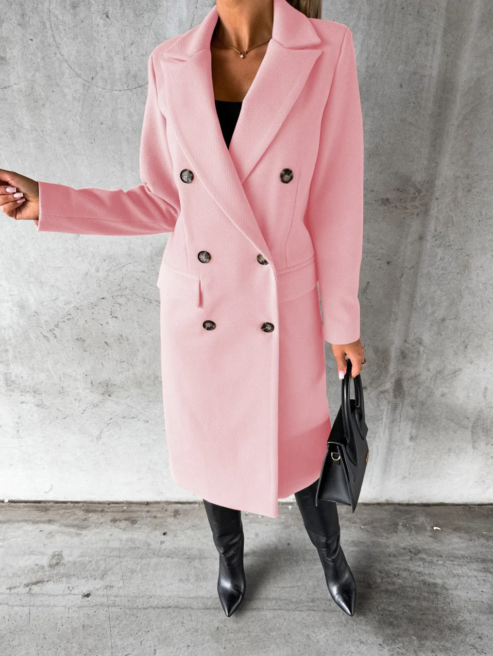 Renata | Casual and effortless winter garment