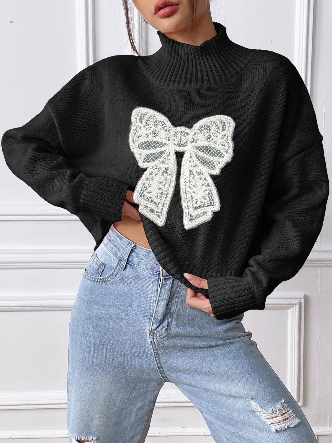 Rita | Turtleneck sweater with bow and long sleeves