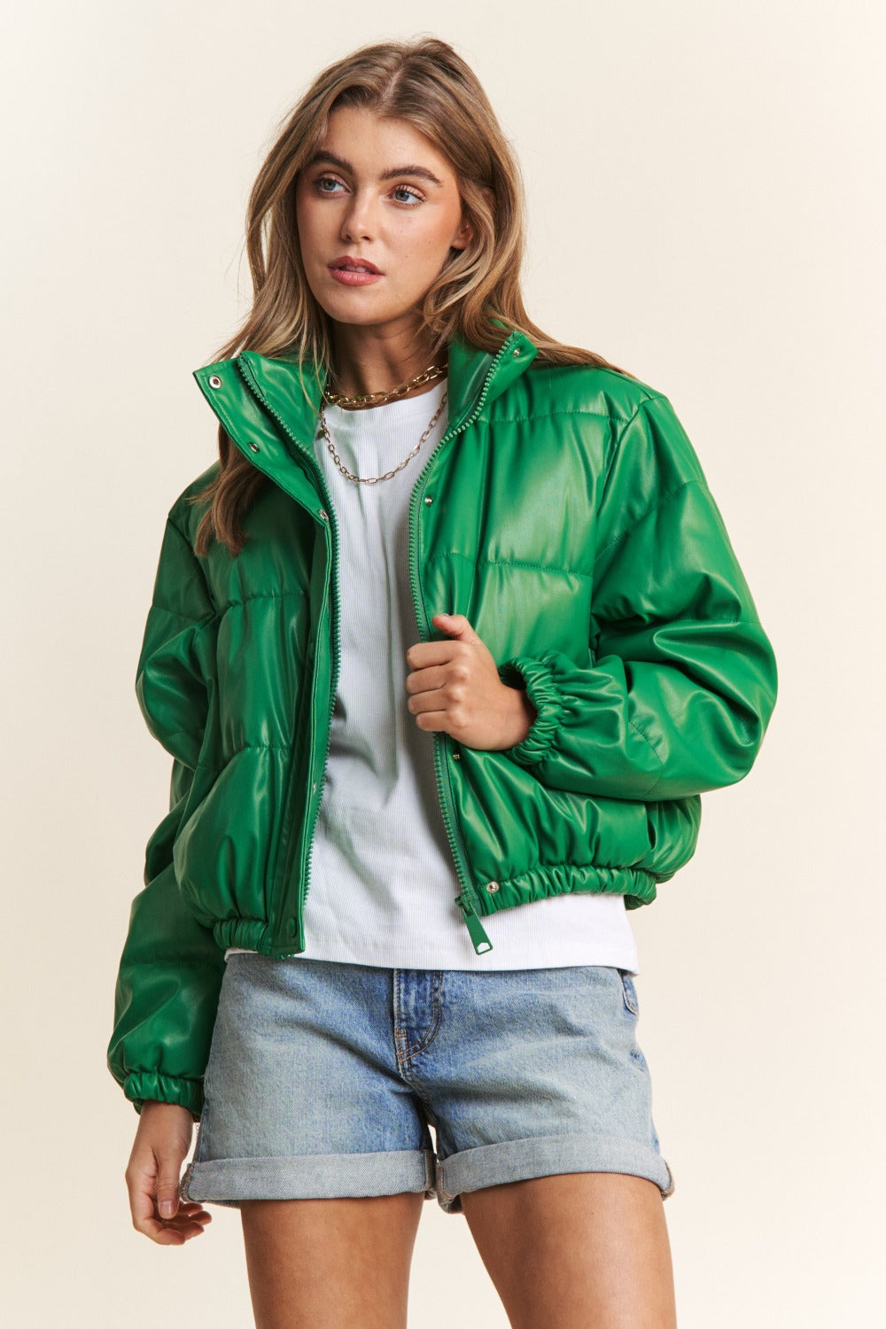 Carmen | J.NNA Popper Zip Turtleneck Short Puff Jacket