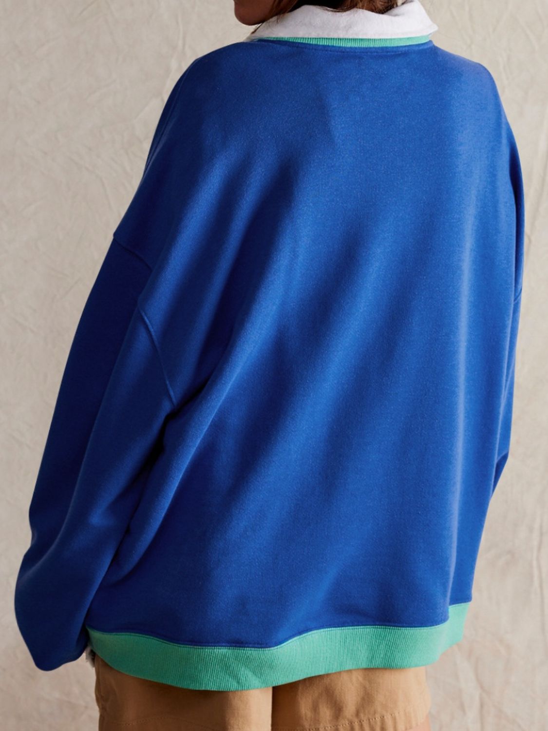 Ilona | Contrasting long-sleeved sweatshirt with dropped shoulders