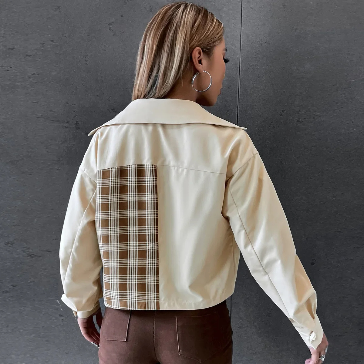 Leonor | Elegant and casual winter garment