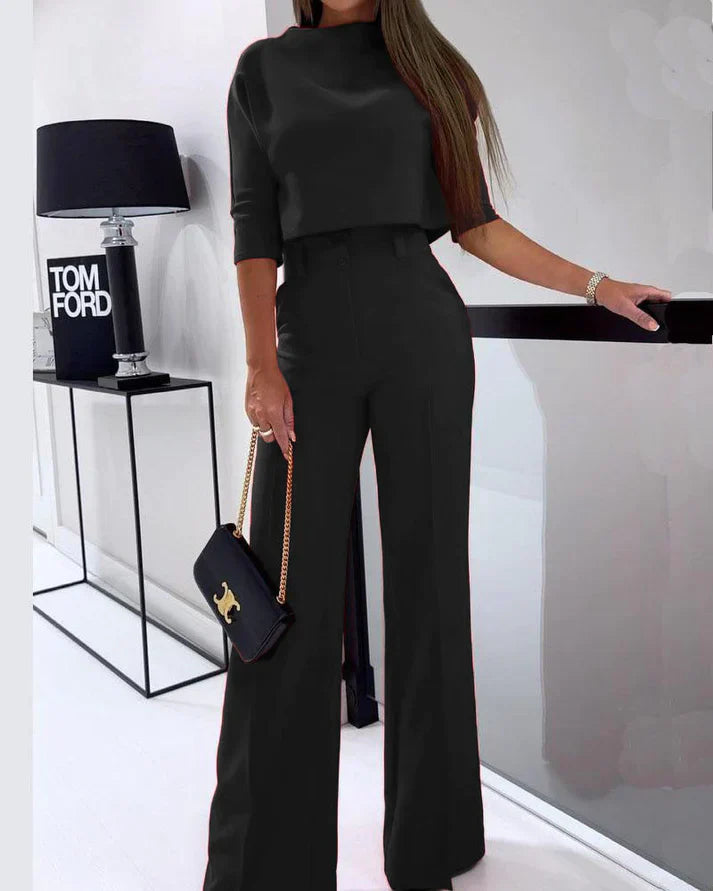 Johana | Elegant, casual top and trousers