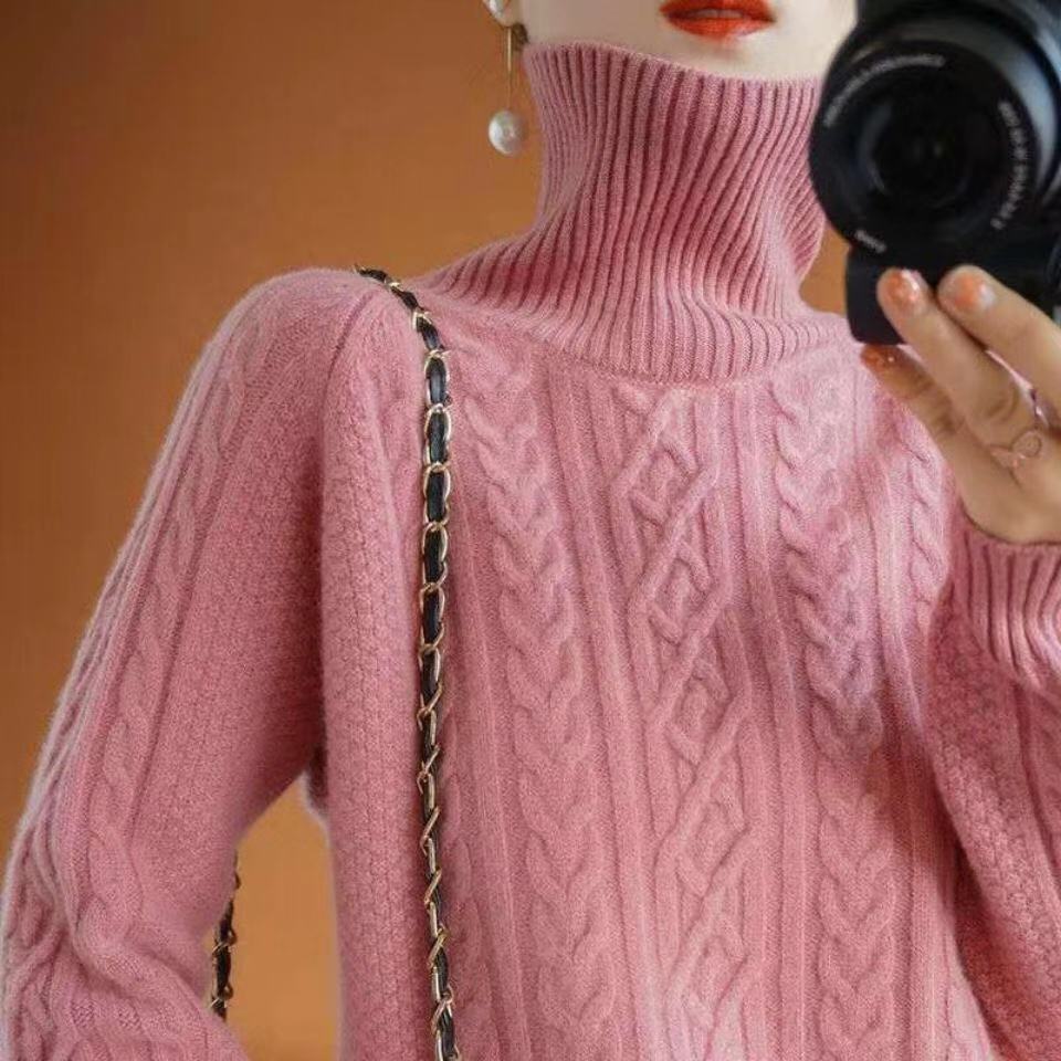Mayte | Warm knitted sweater for women with a turtleneck