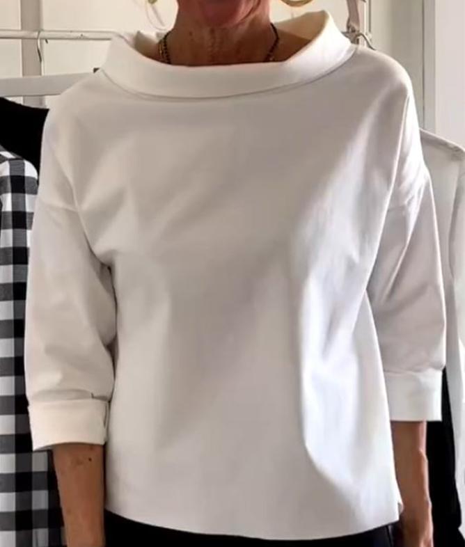 Cecilia® | Elegant high collar top for women