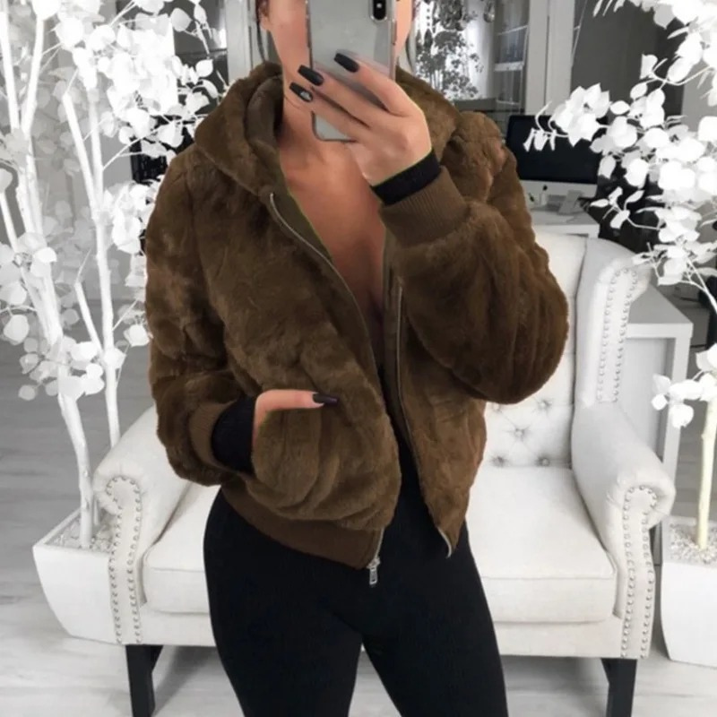 Eva | Classic and elegant winter garment
