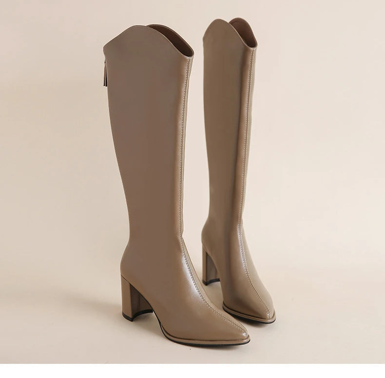 Liliana® | Elegant women's boots with zipper and high heel