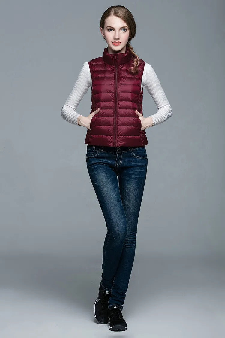 Jimena | Ultralight, sleeveless, elegant half jacket for women