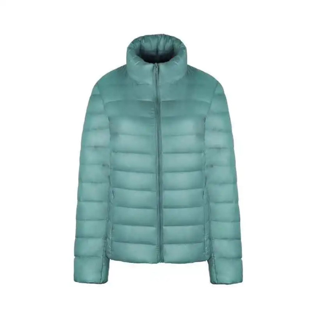 Paz | Chic and relaxed winter garment.