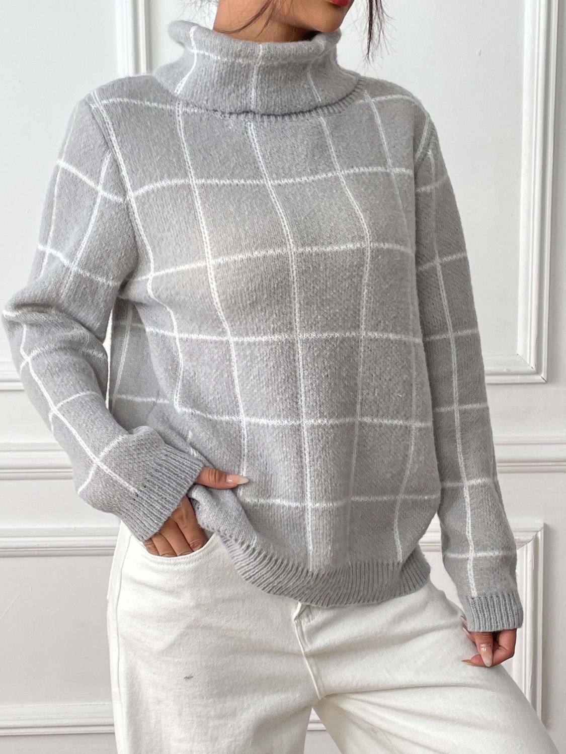 Marie | Checked turtleneck sweater with long sleeves