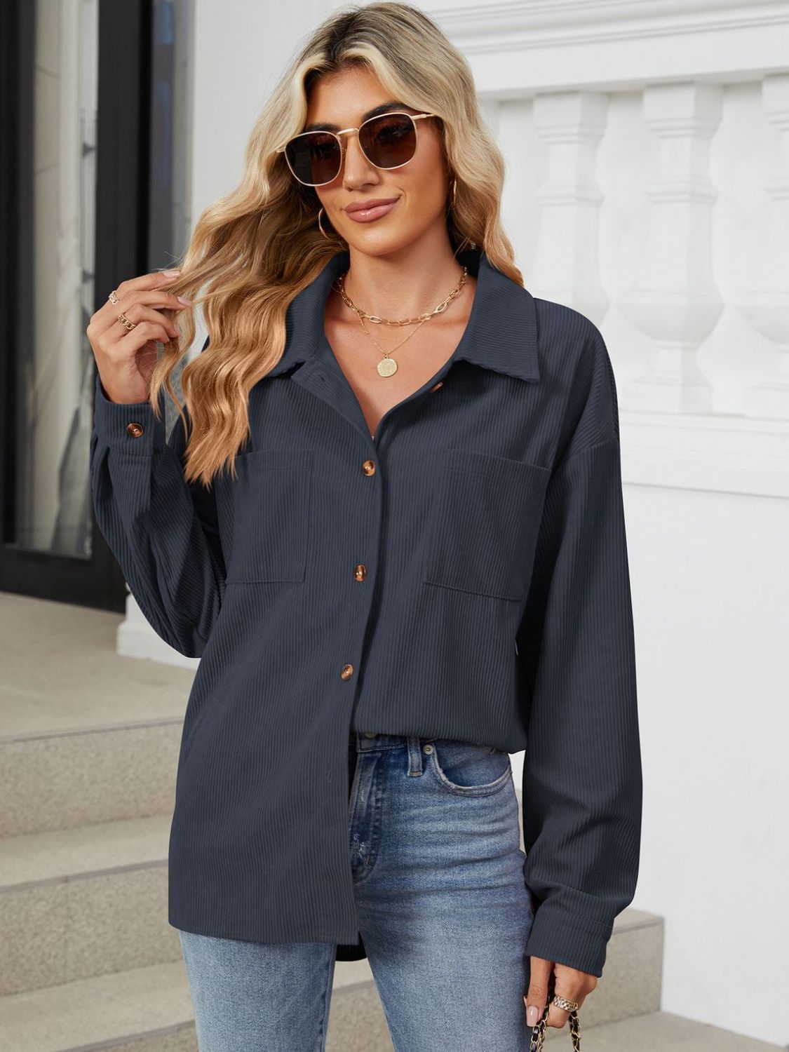 Ines | Long-sleeved outerwear with a button placket and dropped shoulders