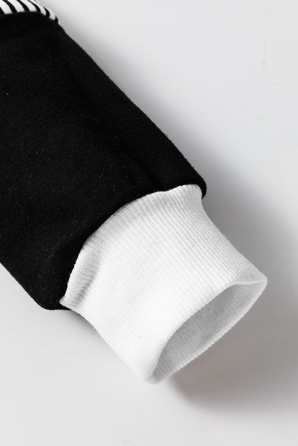 Leila | Stylish and elegant winter garment