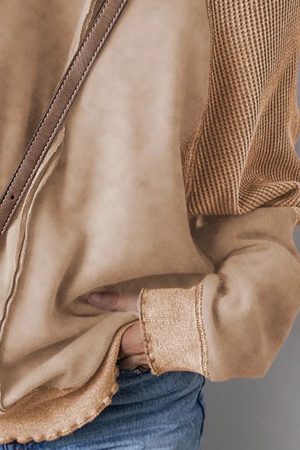 Felisa | Long sleeve sweatshirt with exposed seams