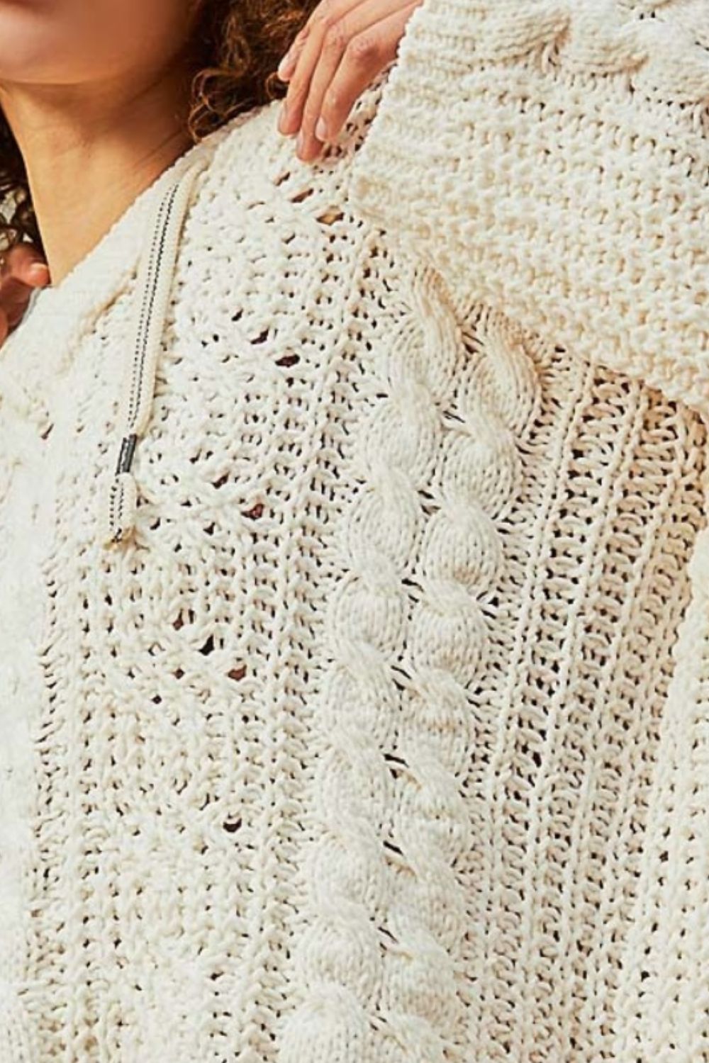 Judith | Chenille cable knit sweater with hood