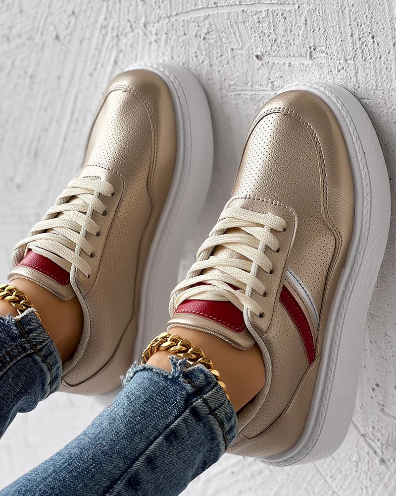 Yara | Elegant and detailed supportive sneakers