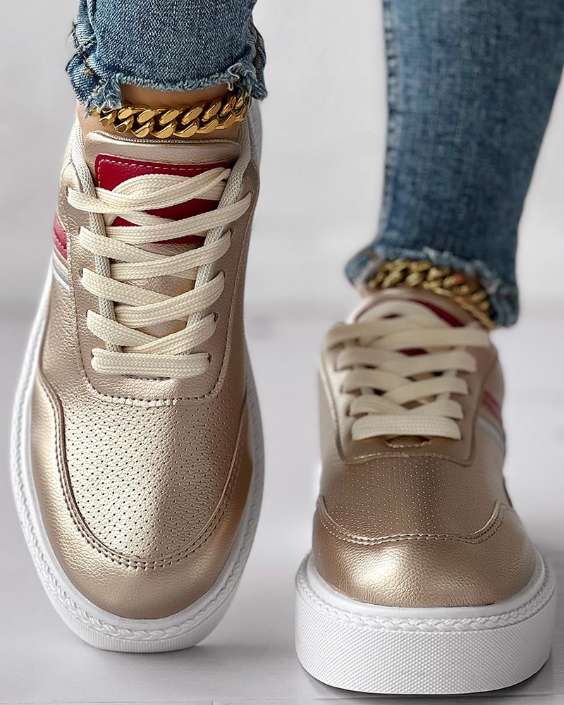Yara | Elegant and detailed supportive sneakers