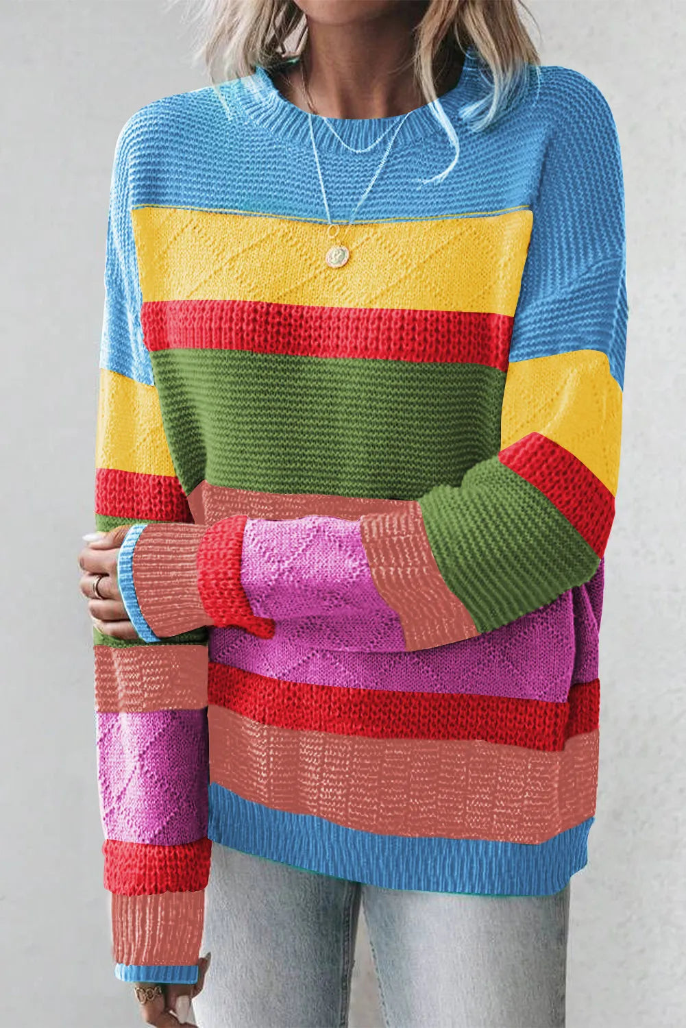 Monica | Contrast sweater with a crew neck and dropped shoulders