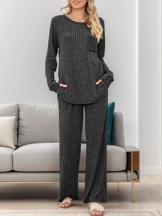 Henriette | Set consisting of a long-sleeved top and crew-neck trousers
