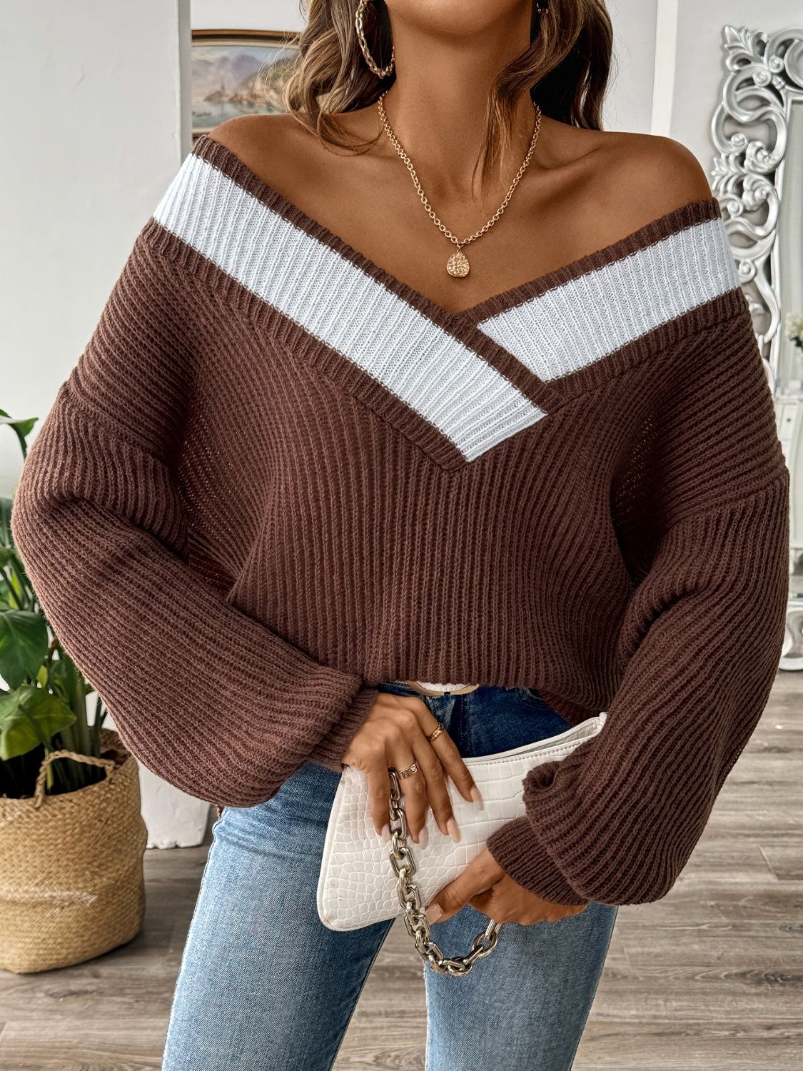 Martina | Contrasting colored sweater with long sleeves and dropped shoulders