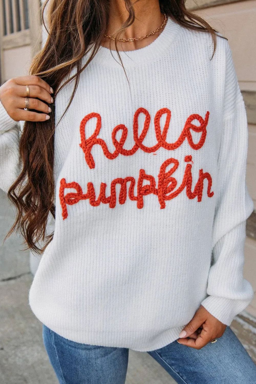 Greta | Long-sleeved sweater with a contrasting letter crew neck