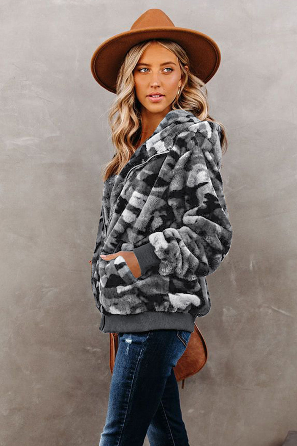 Bianca | Elegant and casual winter coat