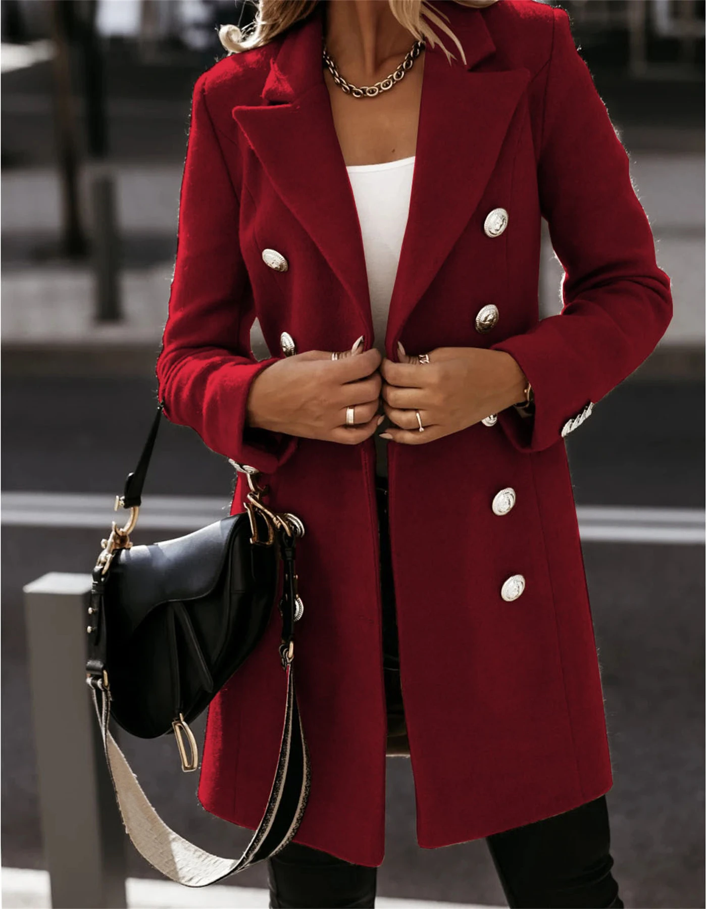 Hilda | Elegant and casual winter garment