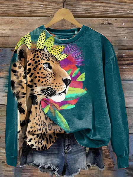 Yadira | Crew neck sweater with a wild print