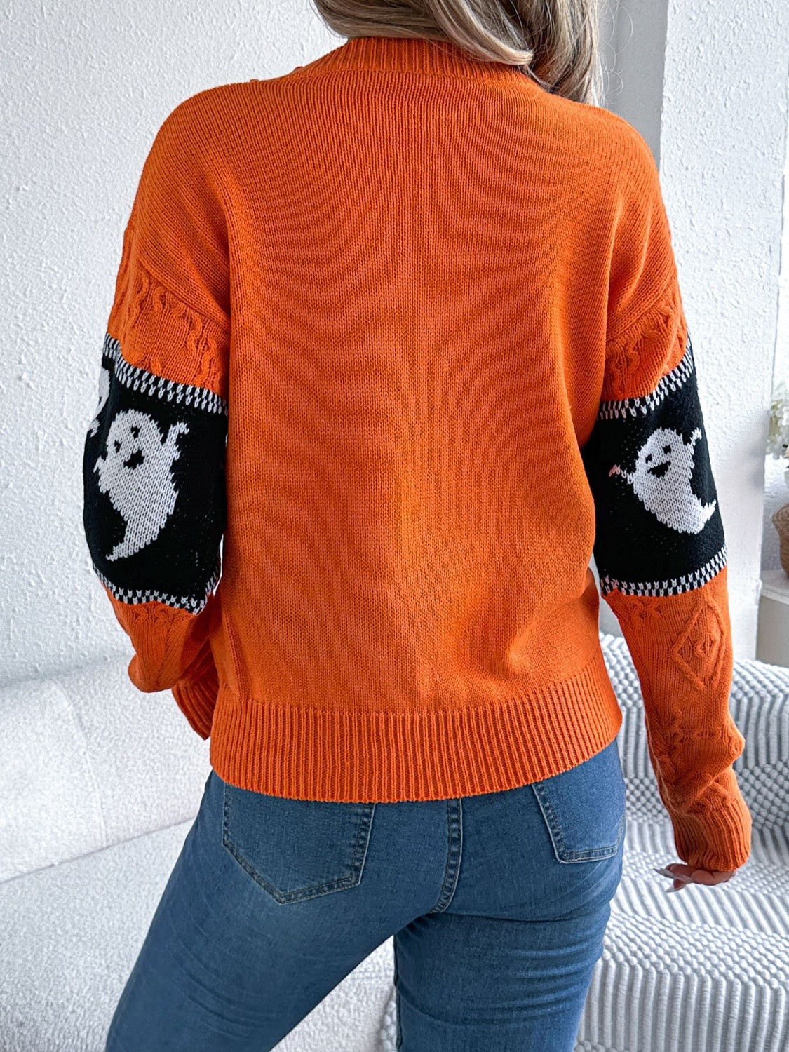 Victoria | Ghost crew neck long sleeve sweater