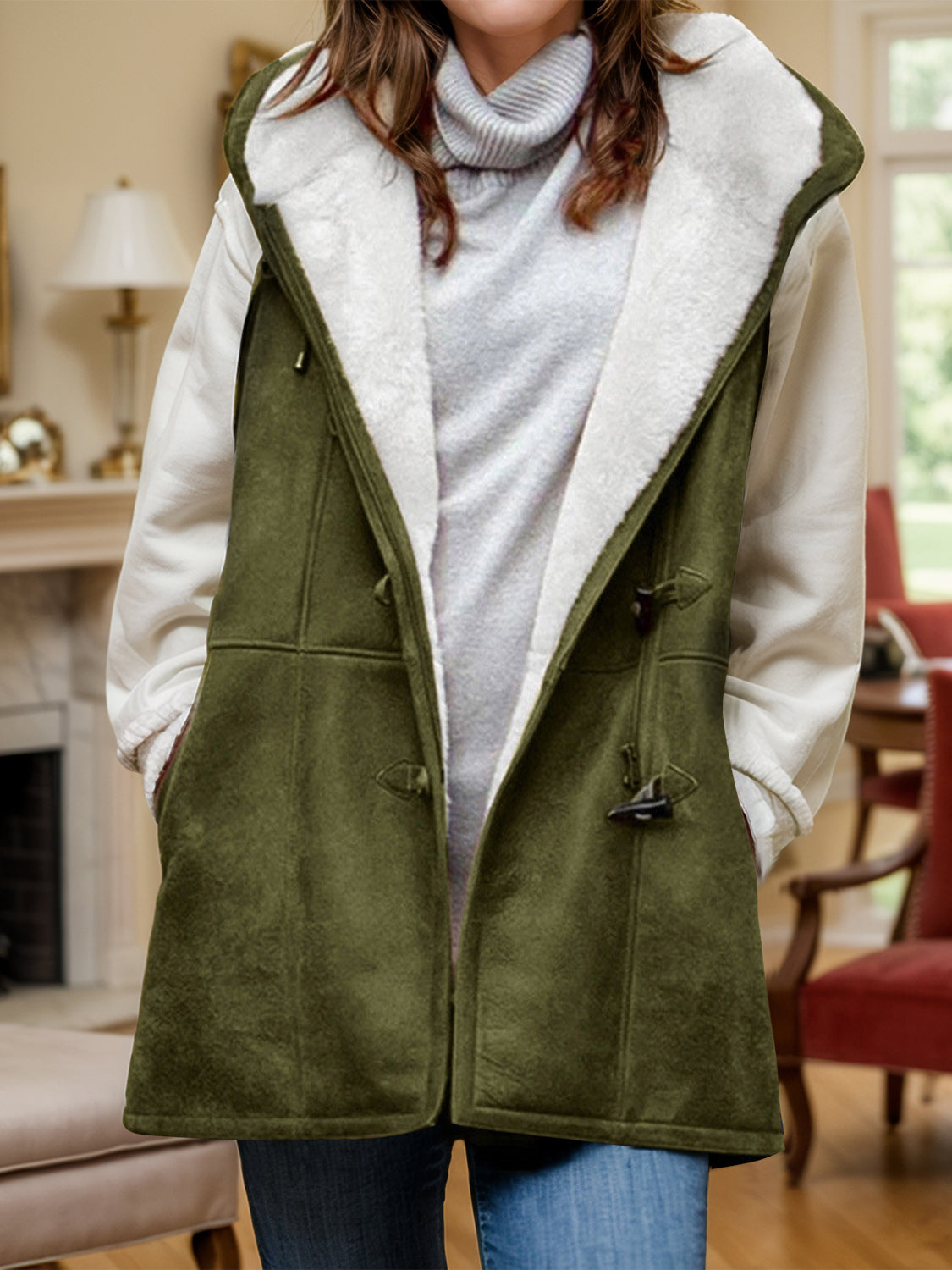 Alicia | Fluffy vest coat with hood and pockets
