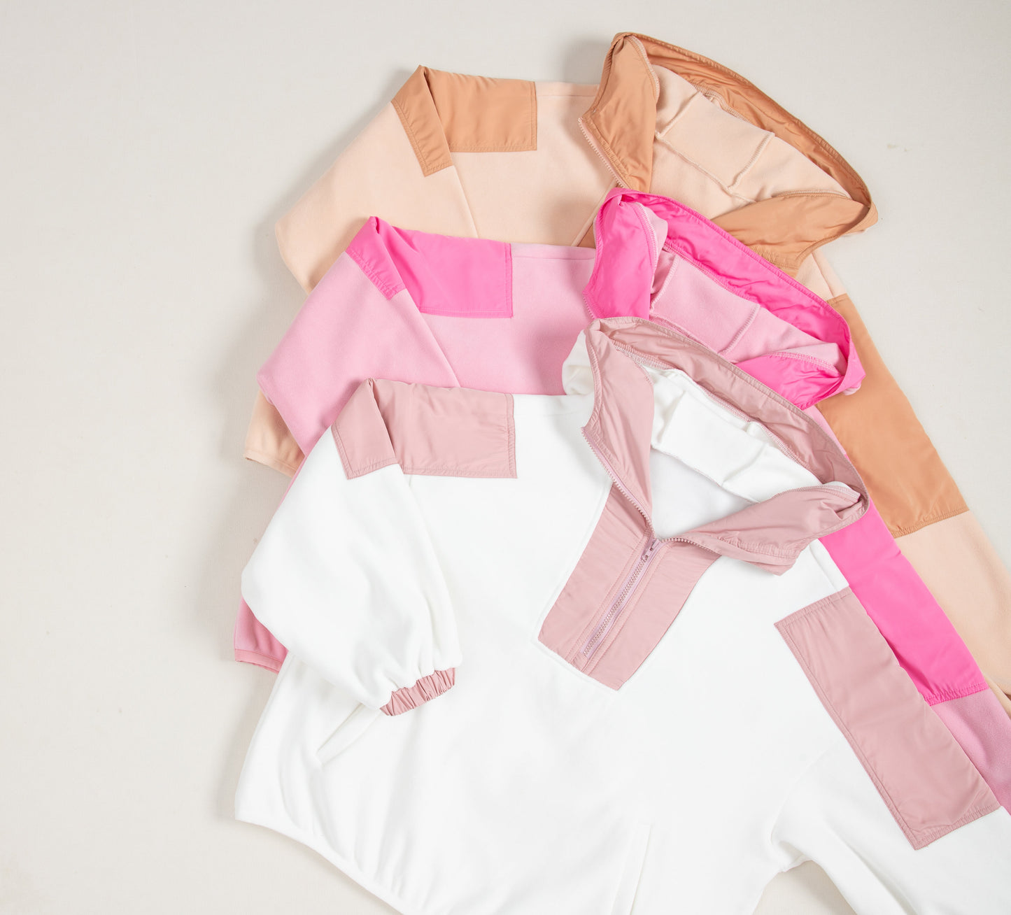 Leila | Modern and comfortable winter hoodie