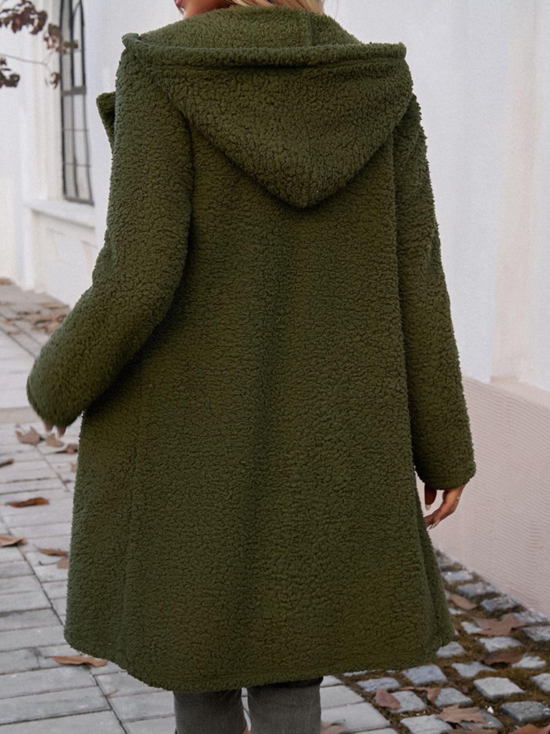 Elsa | Long sleeve teddy coat with hood and pockets