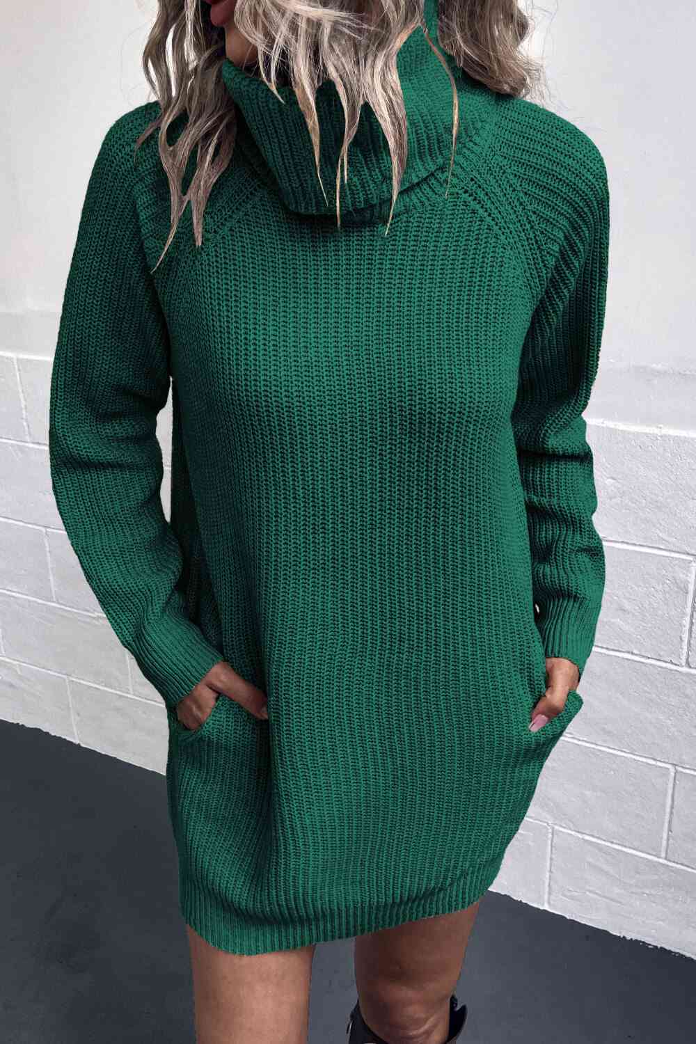 Pamela| Timeless and stylish winter sweater