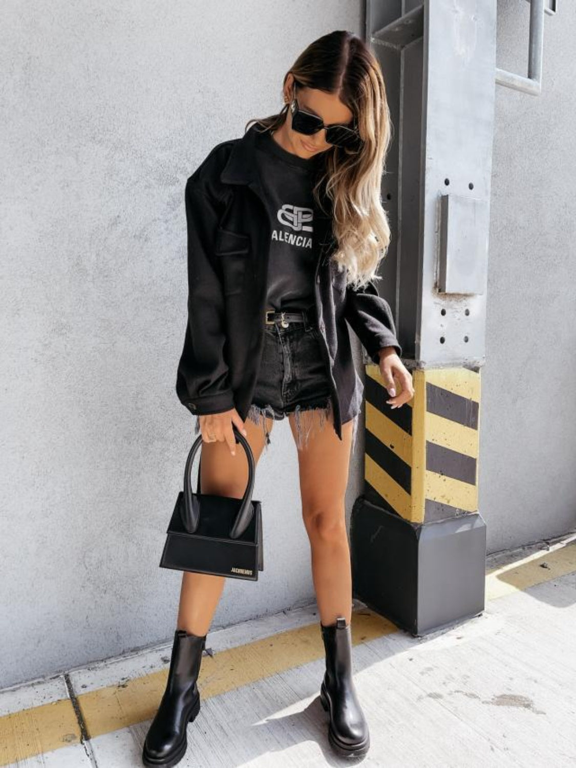 Olivia | Collared neck jacket with tied pockets and collar