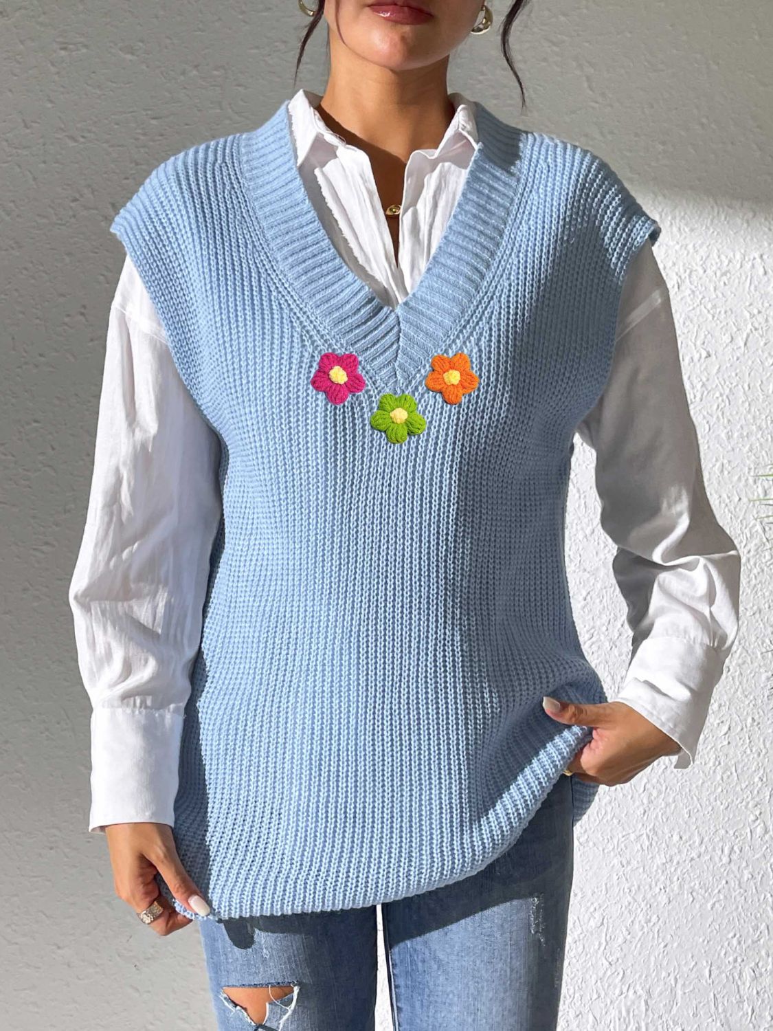 Renata | V-neck floral sweater