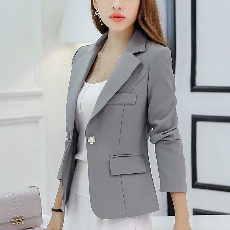 Leila | Chic and versatile winter garment