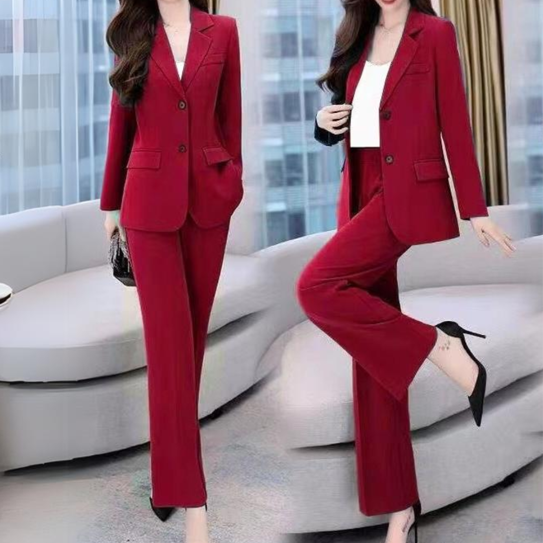 Laura | Elegant women's suit