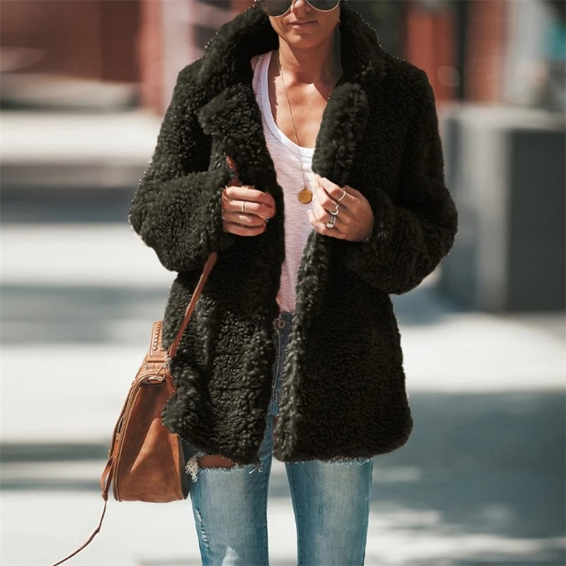 Hana | Timeless and elegant winter clothing