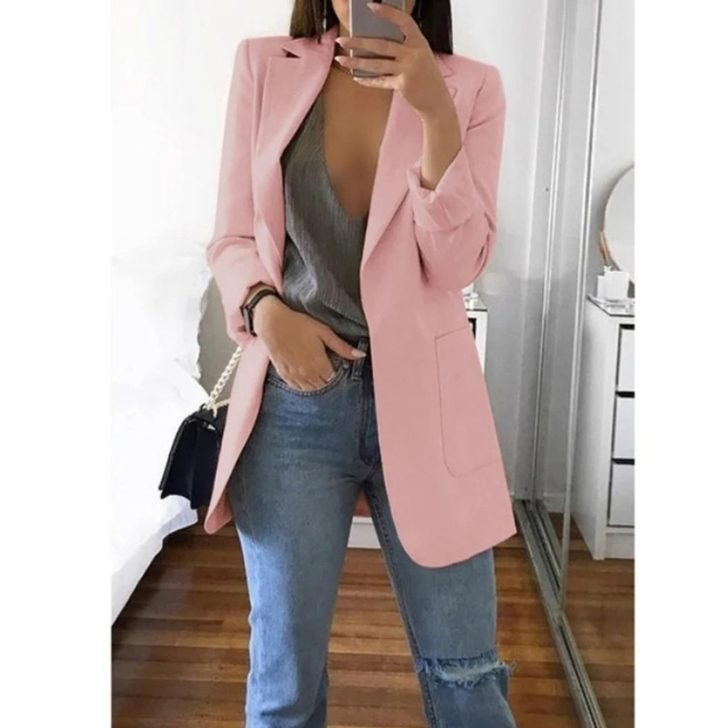 Camila | Fashionable and effortless winter garment