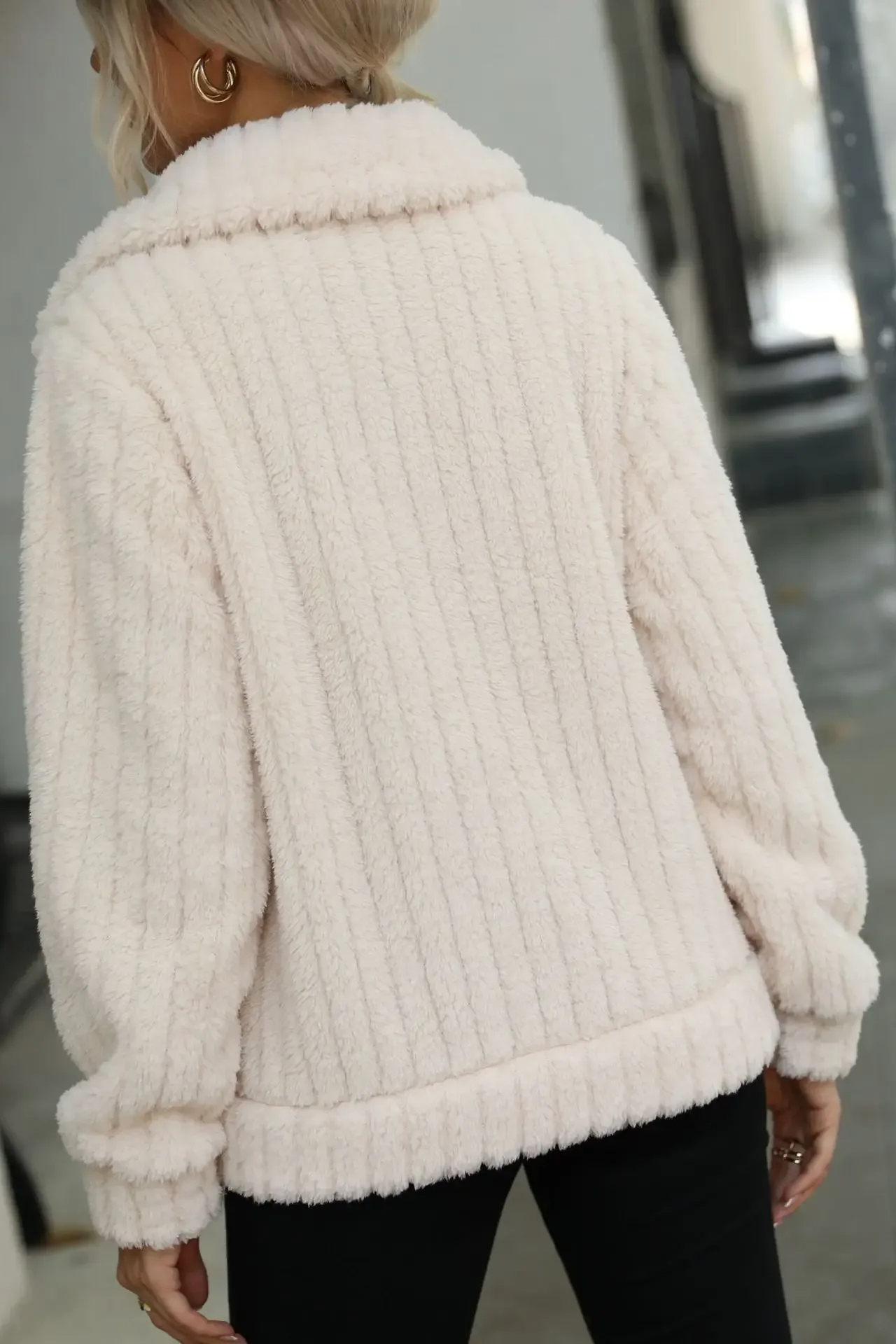 Vittoria | Chic and relaxed winter garment