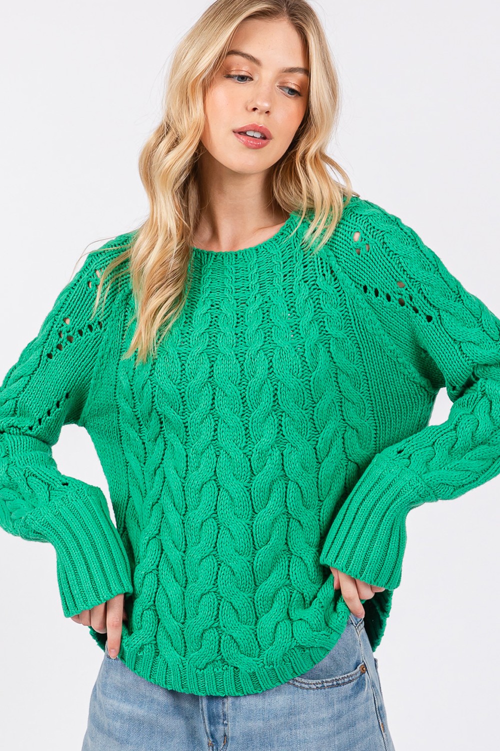 Rosario | Long-sleeved cable knit sweater